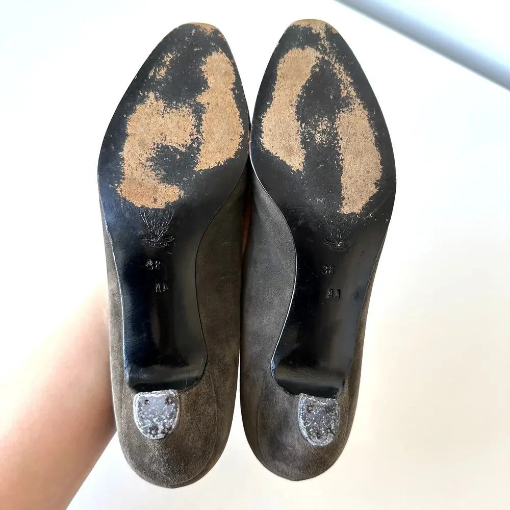 Gucci 1983 Vintage Grey Suede Bow Logo Kitten Heel Size 38 AA